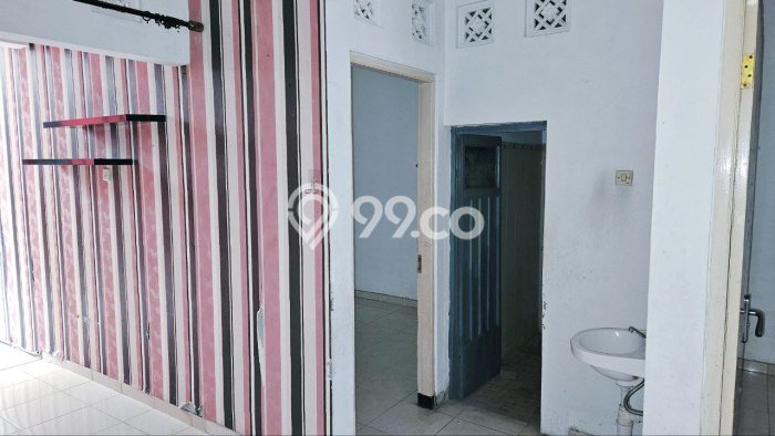 Rumah Asri di Colomadu, 2 KT, Luas 123m2m² LB 100m2m² Rumah Asri di Colomadu, 2 KT, Luas 123m2m² LB 100m2m²