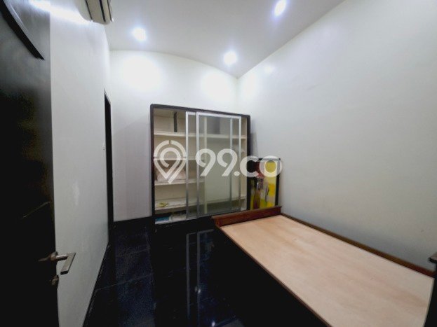 Rumah Bagus Siap Pakai Di Colomadu Luas 180m2 Lokasi Strategis Rumah Bagus Siap Pakai Di Colomadu Luas 180m2 Lokasi Strategis