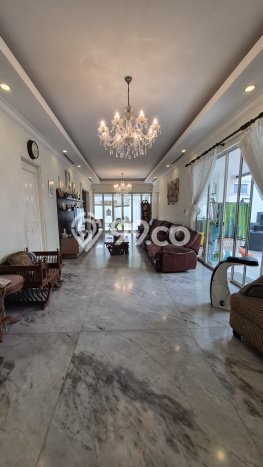 Hunian Eksklusif Dijual LT 593m2 di Menteng, Jakarta Pusat Hunian Eksklusif Dijual LT 593m2 di Menteng, Jakarta Pusat
