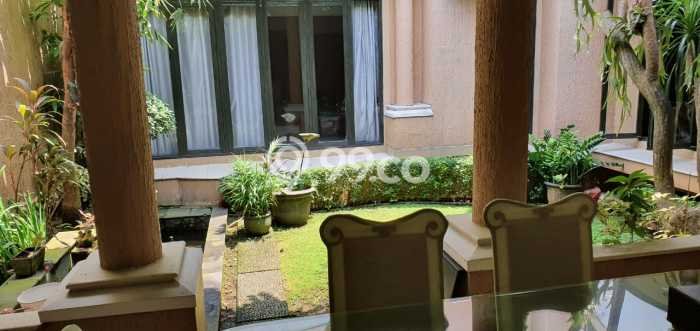 Jual Rumah Luas Elegan Dengan View Cantik di Pondok Pinang, Jakarta Selatan Jual Rumah Luas Elegan Dengan View Cantik di Pondok Pinang, Jakarta Selatan