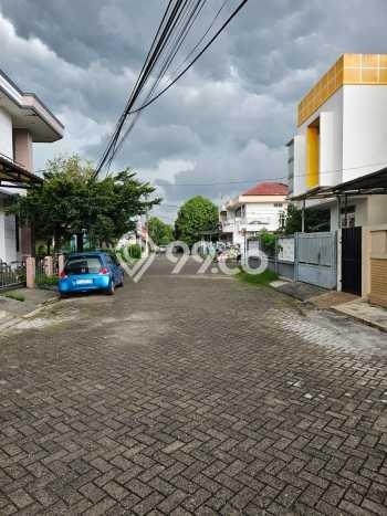 Hunian Mewah LB 200m2 Siap Huni Desain Elegan di Batu Ceper, Tangerang Hunian Mewah LB 200m2 Siap Huni Desain Elegan di Batu Ceper, Tangerang