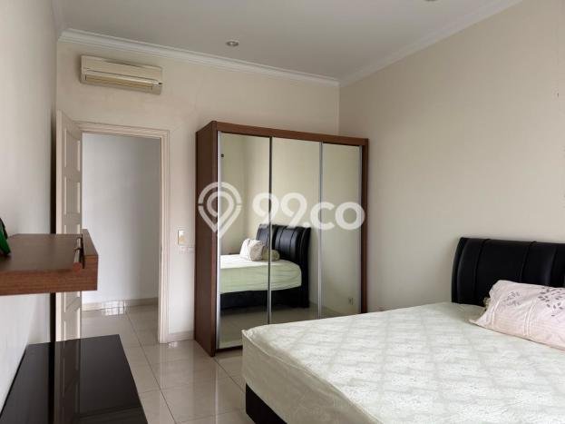 Lokasi terbaik! Rumah siap huni dikontrakkan di Pagedangan LB 450m2 Lokasi terbaik! Rumah siap huni dikontrakkan di Pagedangan LB 450m2