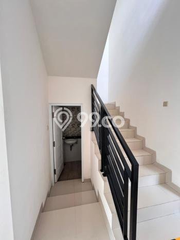 For Sale Hunian Rumah Terawat 3 KT di Cibubur, Bekasi For Sale Hunian Rumah Terawat 3 KT di Cibubur, Bekasi