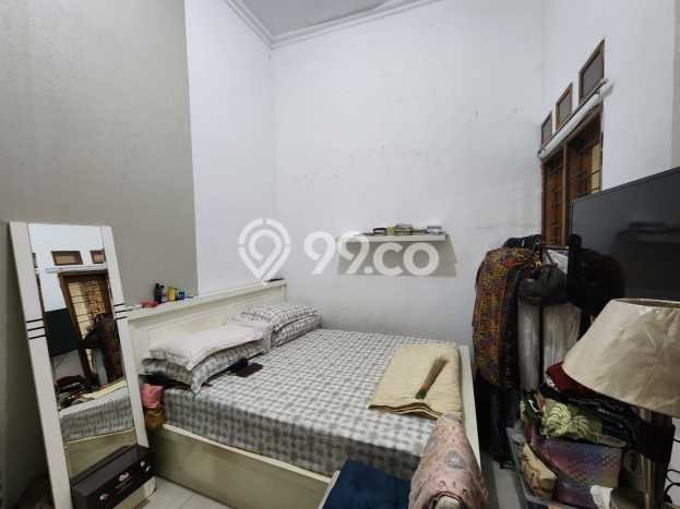 Dijual Hunian Rumah Terawat 3 Kamar di Harjamukti, Depok Dijual Hunian Rumah Terawat 3 Kamar di Harjamukti, Depok