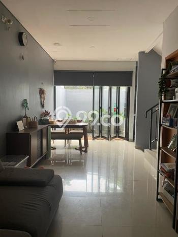 Rumah Luas Asri 3 KT Siap Pakai di Lenteng Agung Jakarta Selatan Rumah Luas Asri 3 KT Siap Pakai di Lenteng Agung Jakarta Selatan