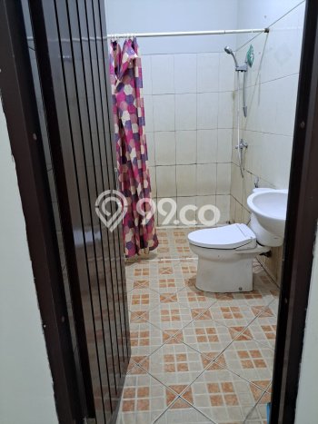 Disewakan! Rumah 3 Kamar Tidur &
1 Kamar Mandi di Cibubur, Bekasi Disewakan! Rumah 3 Kamar Tidur &
1 Kamar Mandi di Cibubur, Bekasi