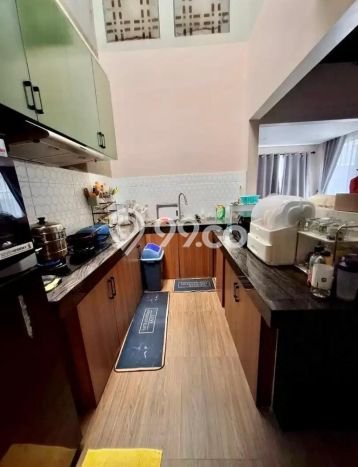 Rumah Modern 3 KT di Cibubur Bekasi Semi Furnished Rumah Modern 3 KT di Cibubur Bekasi Semi Furnished