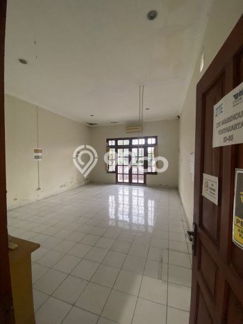 Ruko Area Bisnis di Depok, Luas 232m², Mainroad Ruko Area Bisnis di Depok, Luas 232m², Mainroad