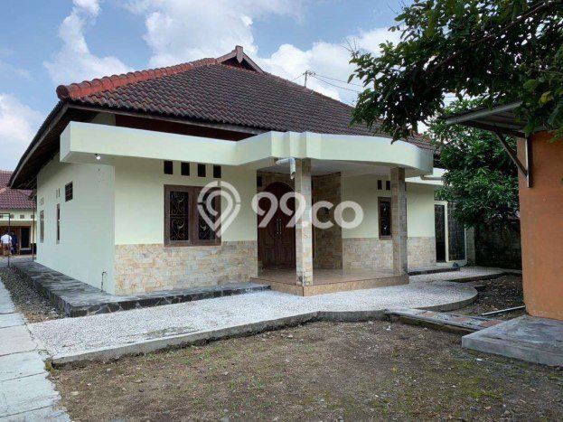 Siap Huni Hunian Elit 6 Kamar di Kalasan Dekat ke Mana Pun Siap Huni Hunian Elit 6 Kamar di Kalasan Dekat ke Mana Pun