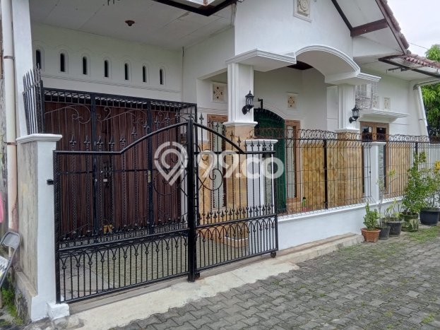 For Sale Rumah 5 Kamar Lokasi Strategis Bagus dan Strategis di Gamping For Sale Rumah 5 Kamar Lokasi Strategis Bagus dan Strategis di Gamping