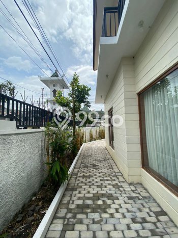 Rumah area Ngaglik, Sleman, LT 365m2m² LB 400m2m² - JUAL CEPAT! Rumah area Ngaglik, Sleman, LT 365m2m² LB 400m2m² - JUAL CEPAT!