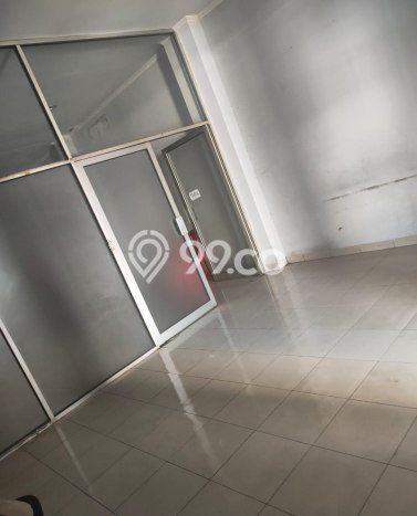 LOKASI PREMIUM! Ruko Kawasan Niaga Kawasan Ngampilan, Luas 200m2m², Siap Operasional LOKASI PREMIUM! Ruko Kawasan Niaga Kawasan Ngampilan, Luas 200m2m², Siap Operasional