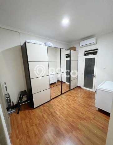 Dijual Rumah Premium dengan Fasilitas Sekitar Lengkap di Mulyorejo, Surabaya Dijual Rumah Premium dengan Fasilitas Sekitar Lengkap di Mulyorejo, Surabaya