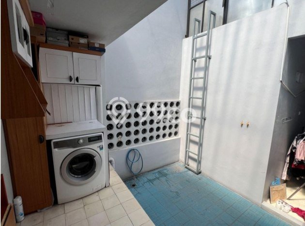 Hunian Cantik Modern Lb 312m2 di Mlati, Sleman Hunian Cantik Modern Lb 312m2 di Mlati, Sleman