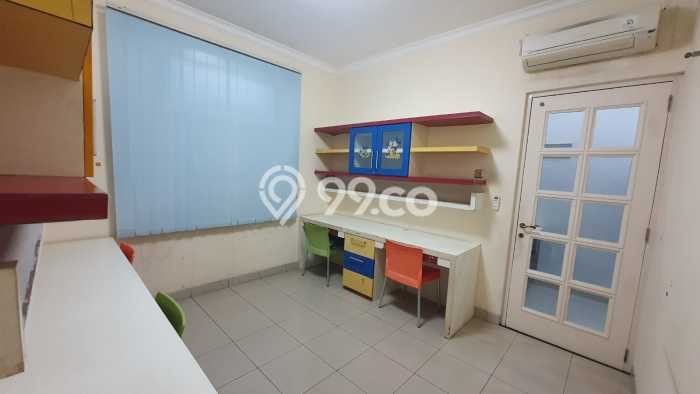 Rumah di Pantai Indah Kapuk, 4 KT, Area Premium, LT 200m2m² LB 350m2m² Rumah di Pantai Indah Kapuk, 4 KT, Area Premium, LT 200m2m² LB 350m2m²