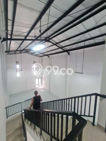Gudang Area Premium di , Luas 156m2m², For Rent, Kawasan Niaga Gudang Area Premium di , Luas 156m2m², For Rent, Kawasan Niaga
