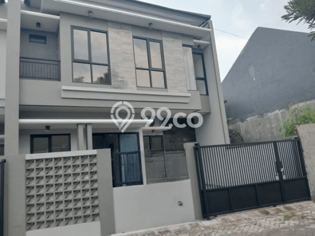 Rumah Modern Minimalis 3 KT Bisa Langsung Pindah di Pakal Rumah Modern Minimalis 3 KT Bisa Langsung Pindah di Pakal