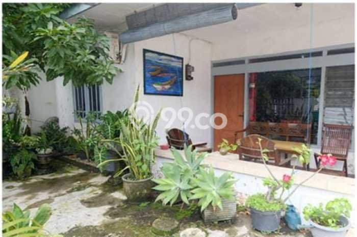 Rumah Luas Asri 4 KT Siap Pakai di Semolowaru Surabaya Rumah Luas Asri 4 KT Siap Pakai di Semolowaru Surabaya