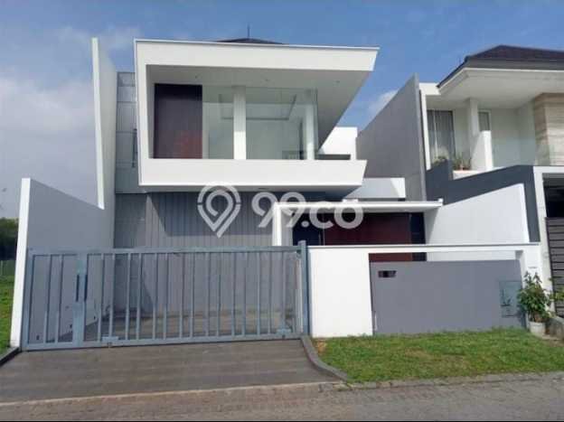 Hunian Nyaman LT 224m2m² Akses Mudah di Pakuwon Indah, Surabaya Hunian Nyaman LT 224m2m² Akses Mudah di Pakuwon Indah, Surabaya