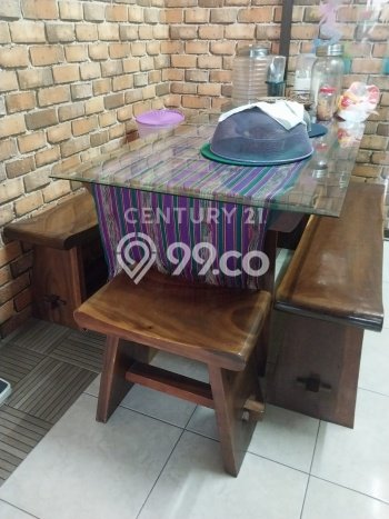 Dijual Rumah 3 Kamar Lokasi Strategis Nyaman dan Strategis di Jagakarsa Dijual Rumah 3 Kamar Lokasi Strategis Nyaman dan Strategis di Jagakarsa