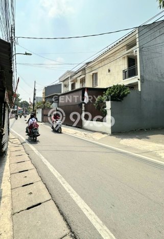 Dijual Rumah Strategis Bagus Punya 4 KT di Jagakarsa Jakarta Selatan SHM Dijual Rumah Strategis Bagus Punya 4 KT di Jagakarsa Jakarta Selatan SHM