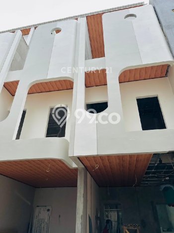 Rumah Minimalis 3 Kamar LT 35m2 di Utan Kayu Rumah Minimalis 3 Kamar LT 35m2 di Utan Kayu