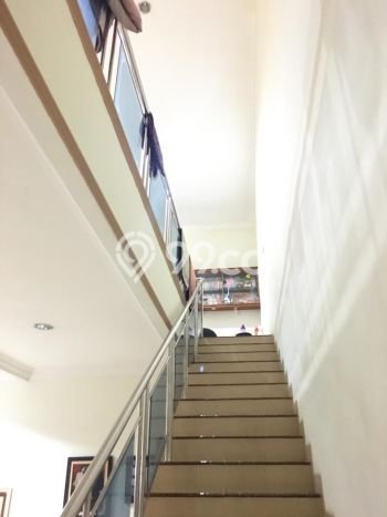 Dijual Rumah Luas Elegan Dengan View Eksklusif di Taman Palem, Jakarta Barat Dijual Rumah Luas Elegan Dengan View Eksklusif di Taman Palem, Jakarta Barat