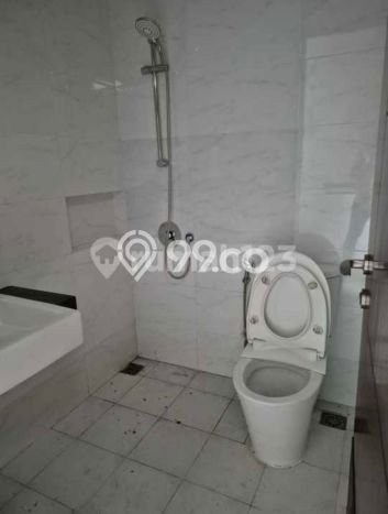 Disewakan Rumah Murah di Green Lake City Jakarta Barat Punya 2 Kamar Tidur Disewakan Rumah Murah di Green Lake City Jakarta Barat Punya 2 Kamar Tidur