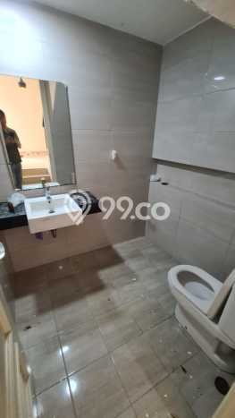 Disewakan! Rumah 3 Kamar Tidur &
3 Kamar Mandi di Green Lake City, Jakarta Barat Disewakan! Rumah 3 Kamar Tidur &
3 Kamar Mandi di Green Lake City, Jakarta Barat