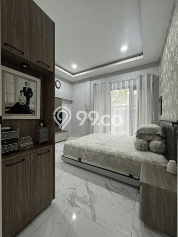 Rumah Elit Modern Tanpa Renovasi di Taman Palem Jakarta Barat Rumah Elit Modern Tanpa Renovasi di Taman Palem Jakarta Barat