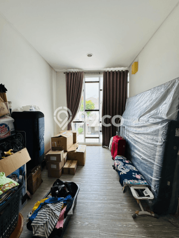 Dijual Rumah Mewah Elegan Dengan View Cantik di Green Lake City, Jakarta Barat Dijual Rumah Mewah Elegan Dengan View Cantik di Green Lake City, Jakarta Barat