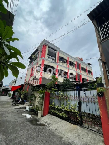 Unit Kost Dijual di Jakarta Barat Spesifikasi 14 Kamar Tidur dan Area Strategis Unit Kost Dijual di Jakarta Barat Spesifikasi 14 Kamar Tidur dan Area Strategis