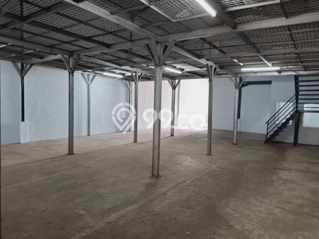 Unit Gudang Dijual di Jakarta Barat LT 397m2 & LB 545m2 Unit Gudang Dijual di Jakarta Barat LT 397m2 & LB 545m2