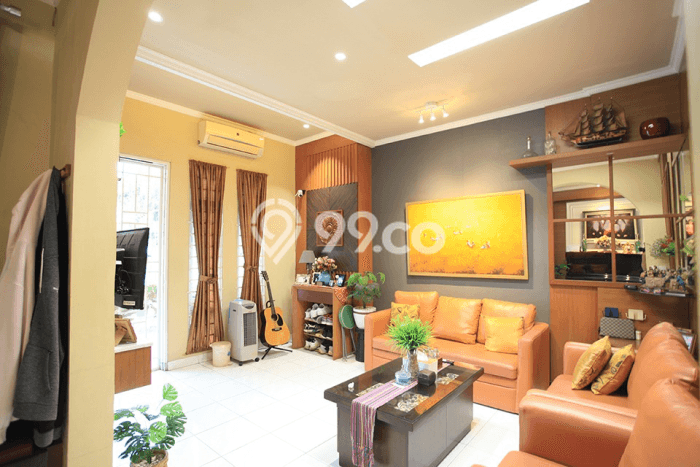 Jual Rumah Eksklusif 3 KT di Taman Surya, Jakarta Barat Jual Rumah Eksklusif 3 KT di Taman Surya, Jakarta Barat