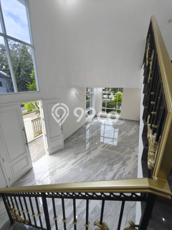 Ready to Use! Luxury House LT 218m2 Desain Modern di Bintaro Ready to Use! Luxury House LT 218m2 Desain Modern di Bintaro