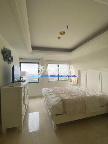 Apartemen Disewakan 3 Kamar Murah Siap Huni di Jakarta Selatan, Luas 198m2 Apartemen Disewakan 3 Kamar Murah Siap Huni di Jakarta Selatan, Luas 198m2