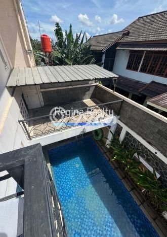 Disewakan! Rumah 4 Kamar Tidur &
3 Kamar Mandi di Ciganjur, Jakarta Selatan Disewakan! Rumah 4 Kamar Tidur &
3 Kamar Mandi di Ciganjur, Jakarta Selatan