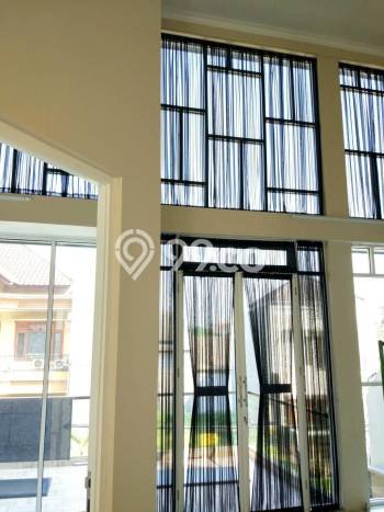 Disewakan! Rumah 4 Kamar Tidur &
3 Kamar Mandi di Araya, Malang Disewakan! Rumah 4 Kamar Tidur &
3 Kamar Mandi di Araya, Malang