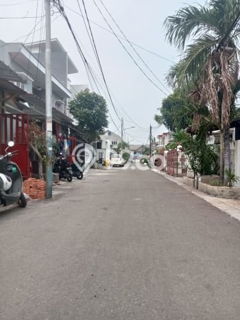 PROMO SPESIAL! Rumah Nyaman di Kayu Putih, Luas 220m² Bangunan 210m² PROMO SPESIAL! Rumah Nyaman di Kayu Putih, Luas 220m² Bangunan 210m²