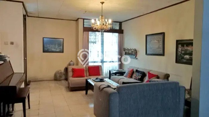 Rumah Berkelas 4 KT 3 KM di Kompleks Cluster Rawamangun, Jakarta Timur Rumah Berkelas 4 KT 3 KM di Kompleks Cluster Rawamangun, Jakarta Timur