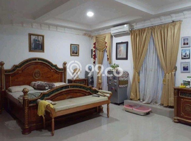 Jual Rumah Luas Elegan Dengan View Eksklusif di Pondok Kelapa, Jakarta Timur Jual Rumah Luas Elegan Dengan View Eksklusif di Pondok Kelapa, Jakarta Timur