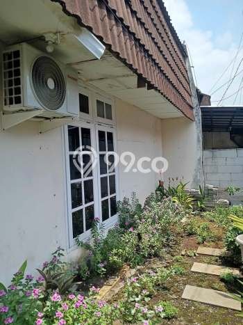 Rumah Luas Asri 2 KT Siap Pakai di Pondok Kelapa Jakarta Timur Rumah Luas Asri 2 KT Siap Pakai di Pondok Kelapa Jakarta Timur