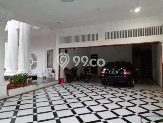 Jual Rumah Luas Elegan Dengan View Eksklusif di Pondok Kelapa, Jakarta Timur Jual Rumah Luas Elegan Dengan View Eksklusif di Pondok Kelapa, Jakarta Timur