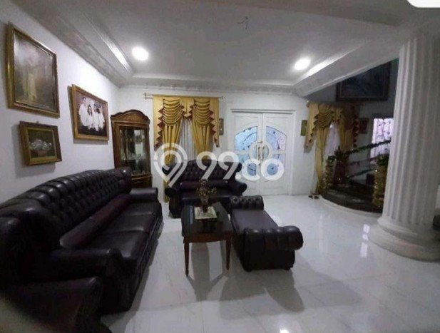 Jual Rumah Luas Elegan Dengan View Eksklusif di Pondok Kelapa, Jakarta Timur Jual Rumah Luas Elegan Dengan View Eksklusif di Pondok Kelapa, Jakarta Timur