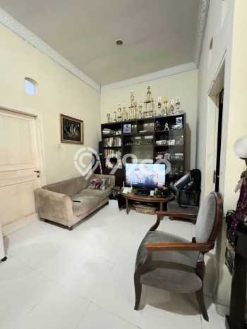Rumah Modern Minimalis 3 KT Bisa Langsung Pindah di BSD Rumah Modern Minimalis 3 KT Bisa Langsung Pindah di BSD