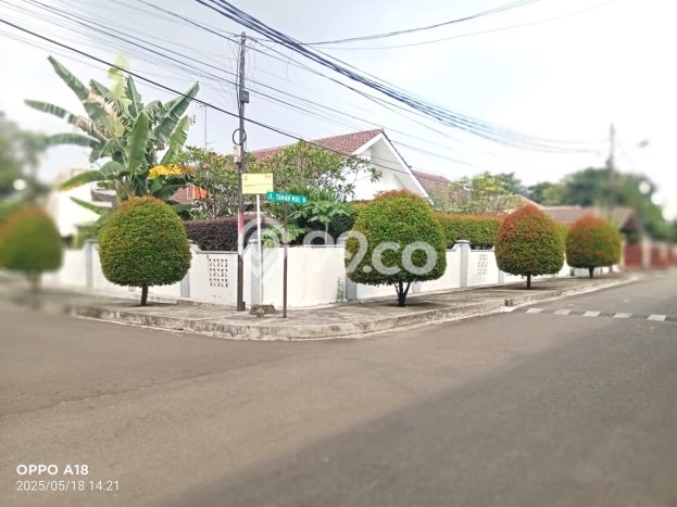 Rumah Elit Modern Siap Huni di Rawamangun Jakarta Timur Rumah Elit Modern Siap Huni di Rawamangun Jakarta Timur
