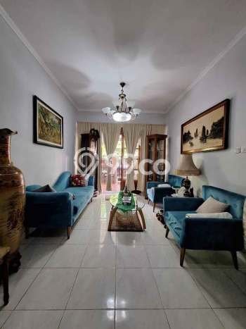 Hunian Mewah LB 300m2 Siap Pakai Desain Elegan di Rawamangun, Jakarta Timur Hunian Mewah LB 300m2 Siap Pakai Desain Elegan di Rawamangun, Jakarta Timur