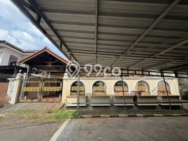 Hunian Mewah LB 300m2 Siap Pakai Desain Elegan di Pondok Bambu, Jakarta Timur Hunian Mewah LB 300m2 Siap Pakai Desain Elegan di Pondok Bambu, Jakarta Timur
