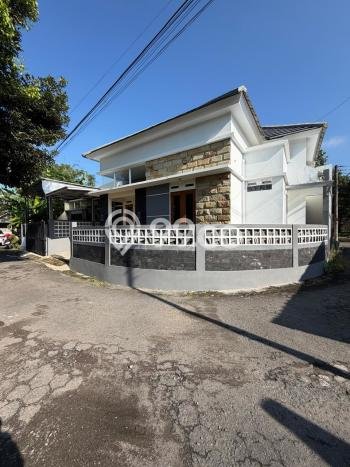 Hunian Cantik Modern Lb 80m2 di Sleman, Sleman Hunian Cantik Modern Lb 80m2 di Sleman, Sleman