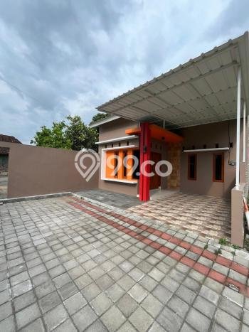 Jual Rumah Minimalis Bagus Punya 2 KT di Mlati Sleman SHM Jual Rumah Minimalis Bagus Punya 2 KT di Mlati Sleman SHM
